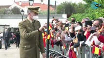 El Rey conoce el puesto de la Guardia Civil de Valencia de Alcántara