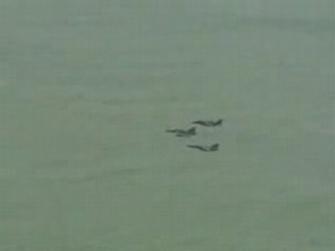 Avions de chasse à basse altitude