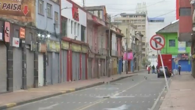 Están castigando a quienes generamos empleo : comerciante de San Victorino