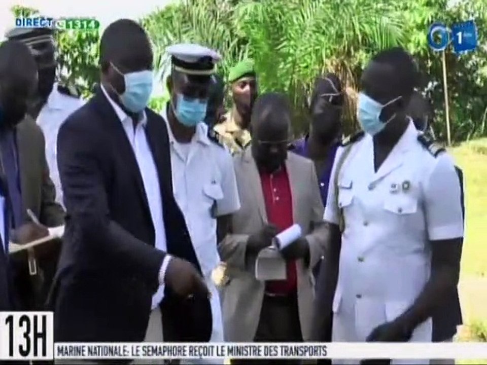 RTG - Visite du SÉMAPHORE par le Ministre des transports dans les locaux de la marine nationale