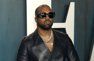 Le scarpe di Kanye West vendute per 1,8 milioni