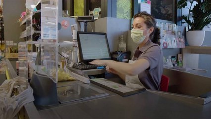 When to Splurge—and When to Save—at the Grocery Store