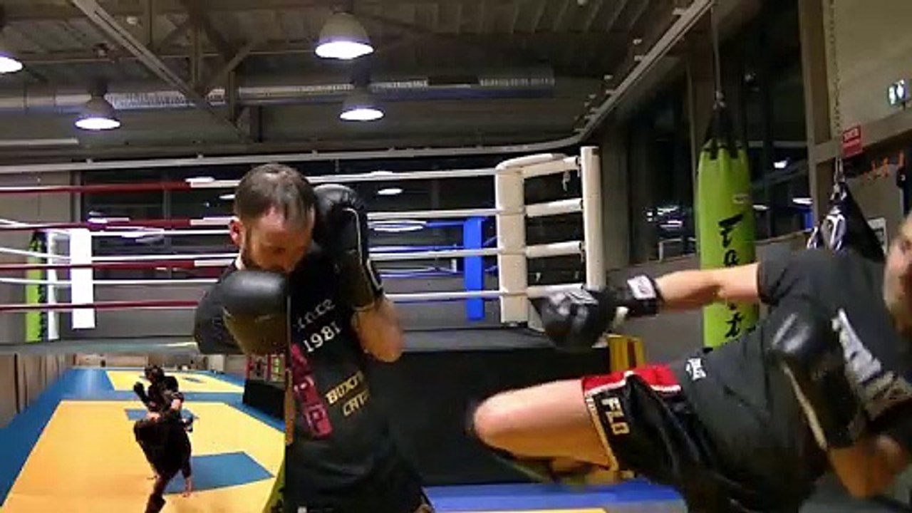 Sortie de corps à corps