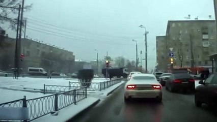 Yaptığı kazaya kendisi de inanamadı!