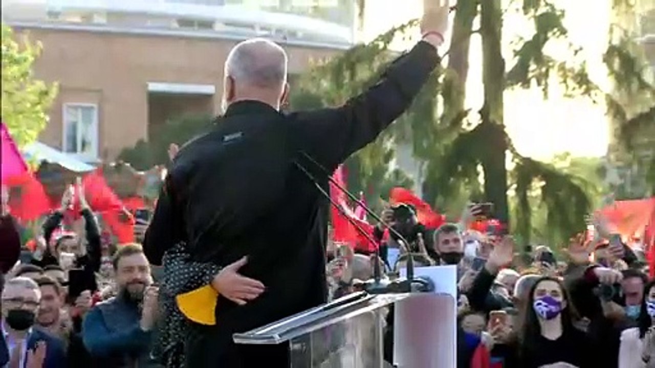 Албания: победа партии власти