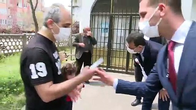 İBB Sözcüsü Ongun, A Haber'i tiye aldı: Ekrem İmamoğlu çocukların topunu zorla alıyor