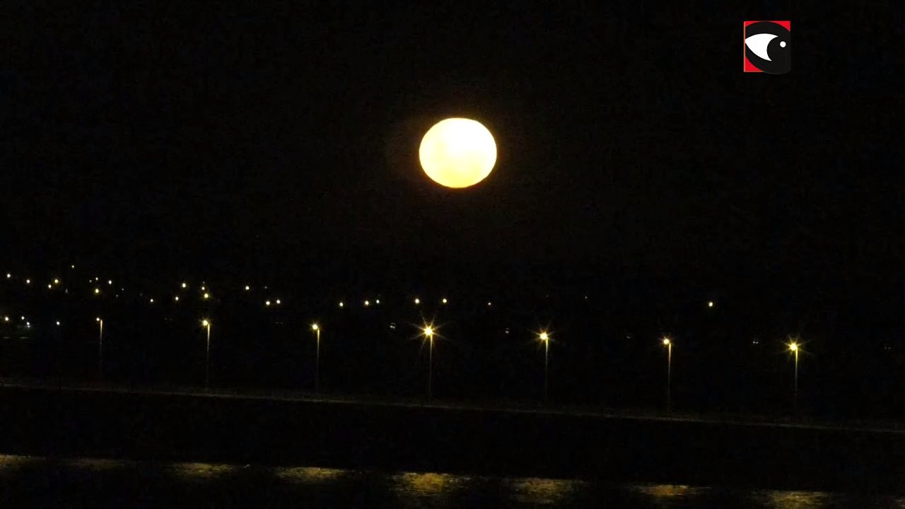 Superluna  de abril desde Posadas