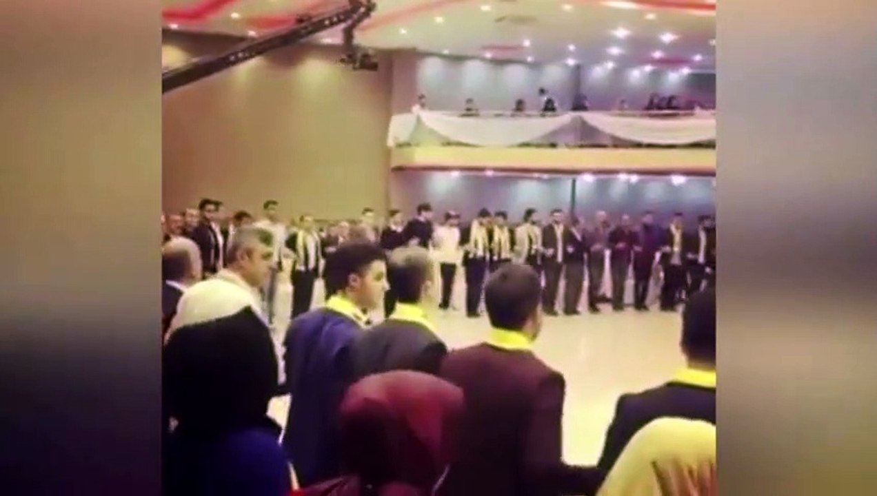 Düğüne gelenlerin hepsi Fenerbahçeli olursa