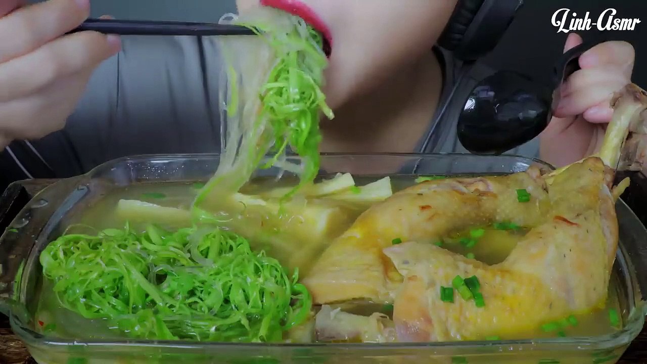 Asmr Cooking Eating Glass Noodles X Chicken X Bamboo Shoots Soup Eating Sound | Linh-Asmr