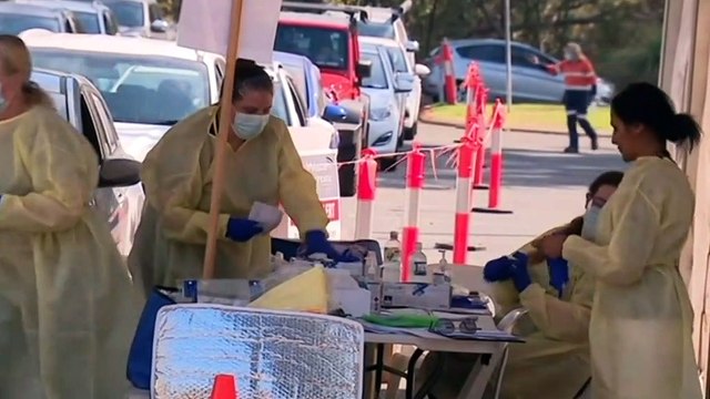 WA government to set up mass vaccination hubs for over-50s