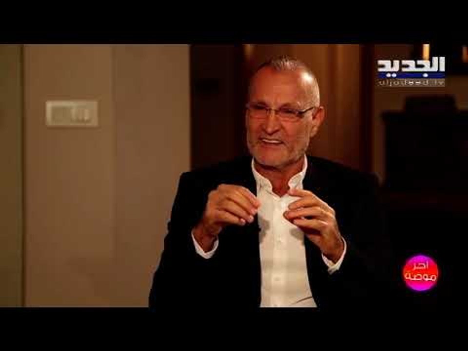 تفاصيل تعرفونها للمرة الأولى عن مصمم الأزياء اللبناني العالمي كميل شمعون .. ما آخر أعماله؟