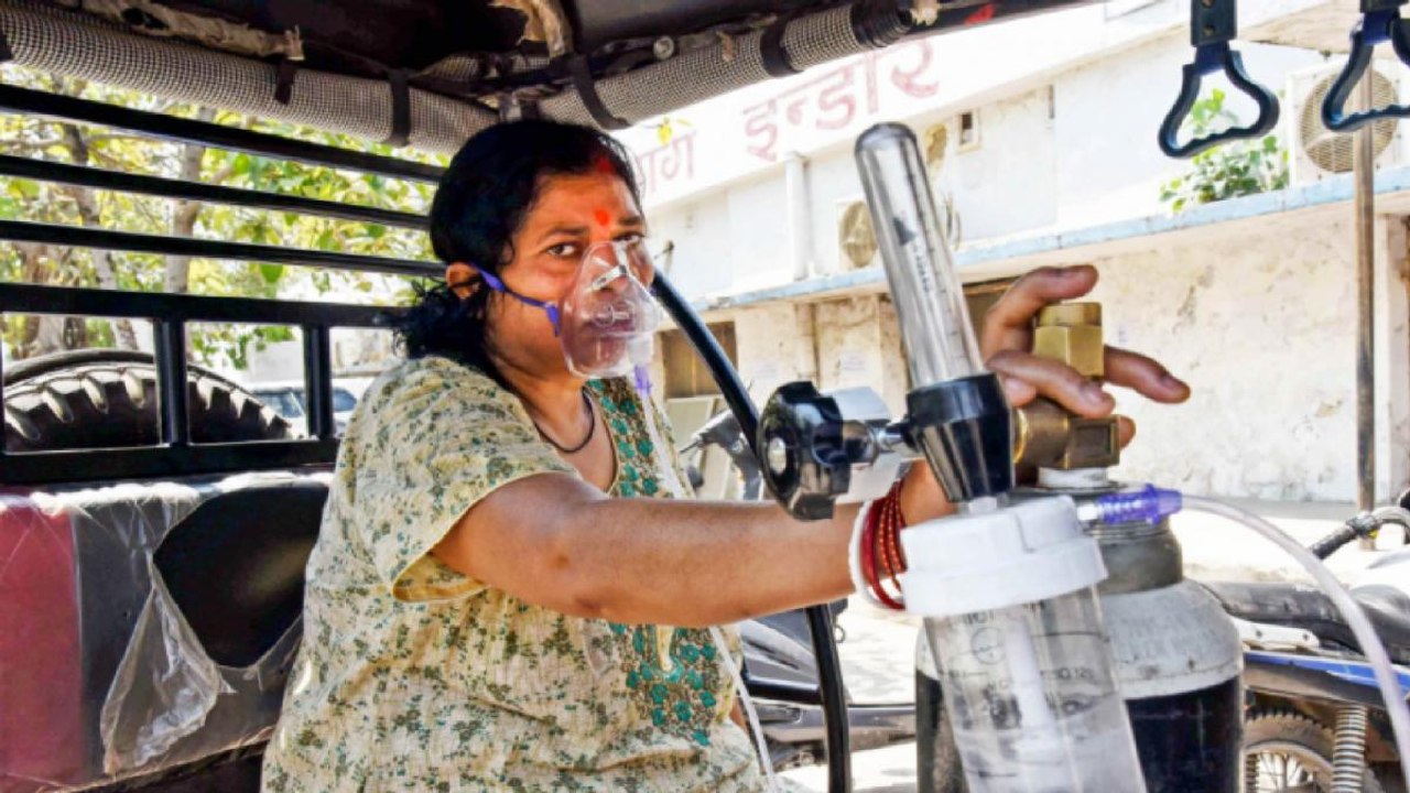 Shortage of oxygen supply and beds! Watch ground report