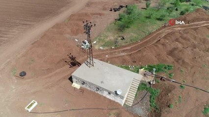 Diyarbakır'da 'pes' dedirten görüntü...Kaçak kullanımı tespit için havalanan drone'u taşladılar
