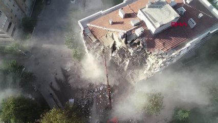 Son dakika gündem: İZMİR DEPREMİYLE İLGİLİ BİLİRKİŞİ RAPORU SONRASI 22 GÖZALTI KARARI