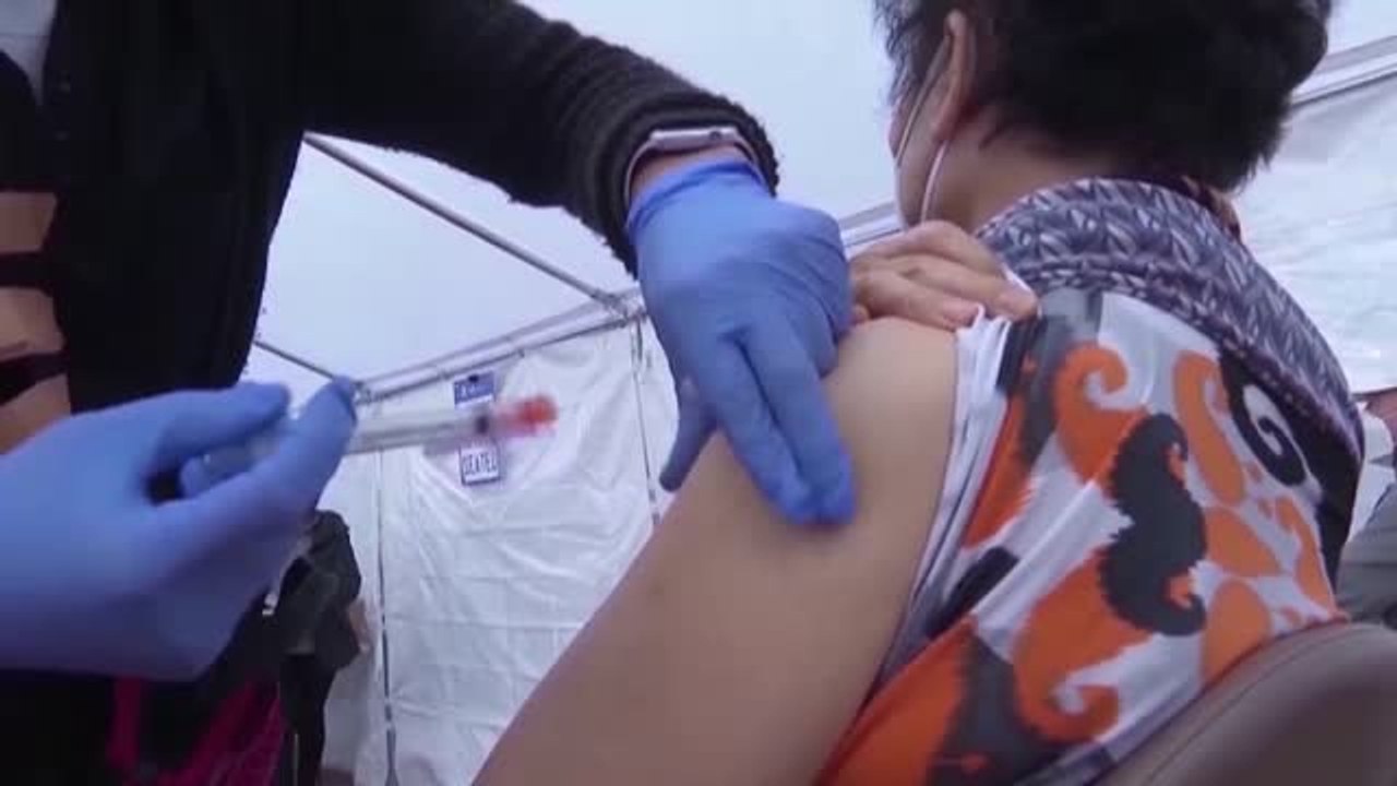 Se relaja el uso de mascarillas en EEUU