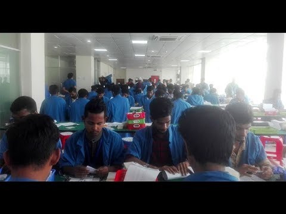 দেখুন কিভাবে তৈরি হচ্ছে জাতীয় পরিচয়পত্র || Jagonews24.com