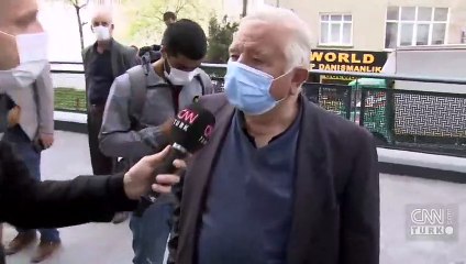 Kaymakamlık önünde izin kuyruğu