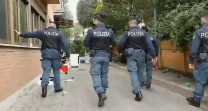 Roma - Sgomberato immobile abusivamente occupato da rom (28.04.21)