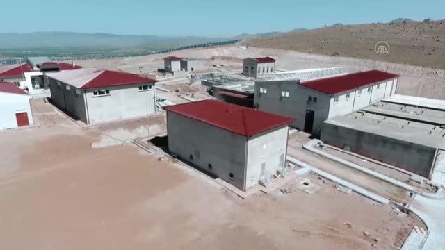 AFYONKARAHİSAR - Sandıklı'da bölgenin en büyük Su Arıtma Tesisi tamamlanmak üzere