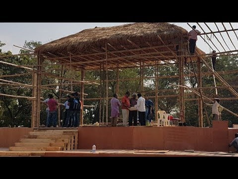 কুঁড়ে ঘরে দাঁড়িয়ে বক্তব্য দেবেন পোপ | Standing in the Hut Pop are give Speech in Suhrawardy