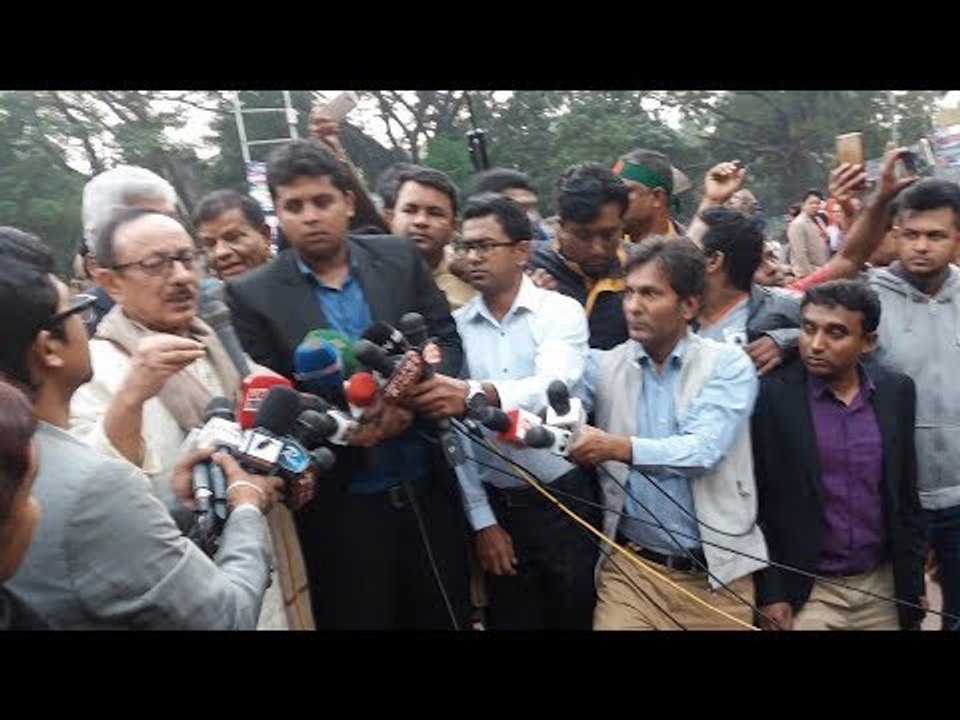 প্রাথমিকের শিক্ষকরা দ্বিধাবিভক্ত  |  Primary teachers Are Becoming Divided into two parts