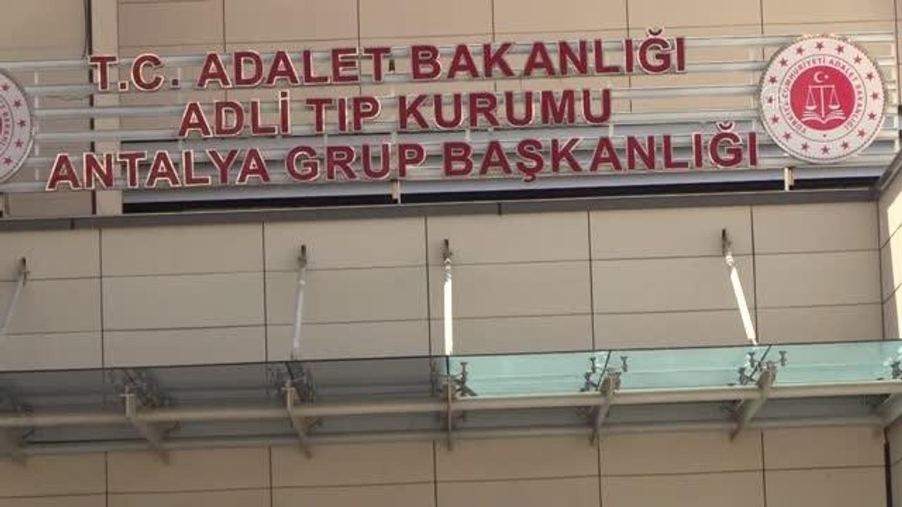 90 yaşındaki komşusu tarafından silahla vurulduğu öne sürülen kişi öldü, eşi yaralandı