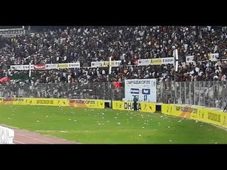 গ্যালারিতে দুয়োধ্বনি আর বোতলবৃষ্টি || Jagonews24.com