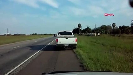 ABD'de sınır devriyesi ekibi şaşkına döndü 20 göçmen böyle çıktı