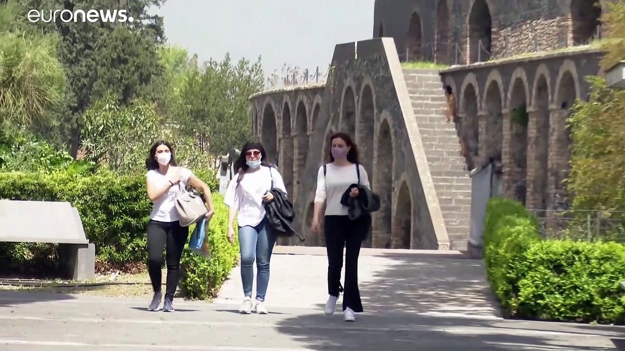 Dopo due mesi riaprono al pubblico gli scavi di Pompei