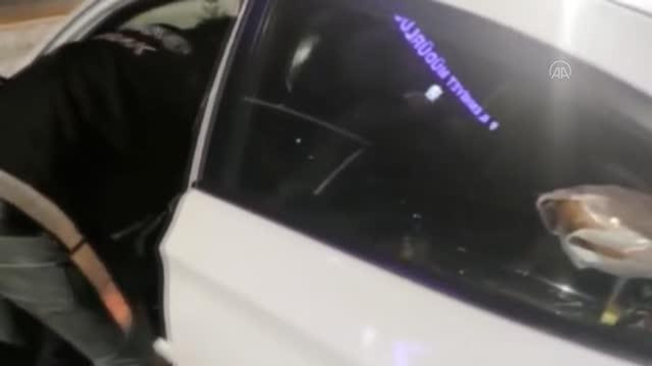 Otomobilde 850 gram eroin ve 100 gram metamfetamin ele geçirildi