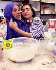 أول ظهور لبثينة الرئيسي ووالدتها