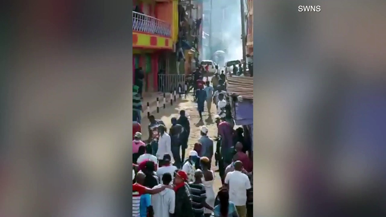 Bar Patrons Jump From 2nd Floor Balcony in Kenya as Pub Gets Raided for Lockdown Violations