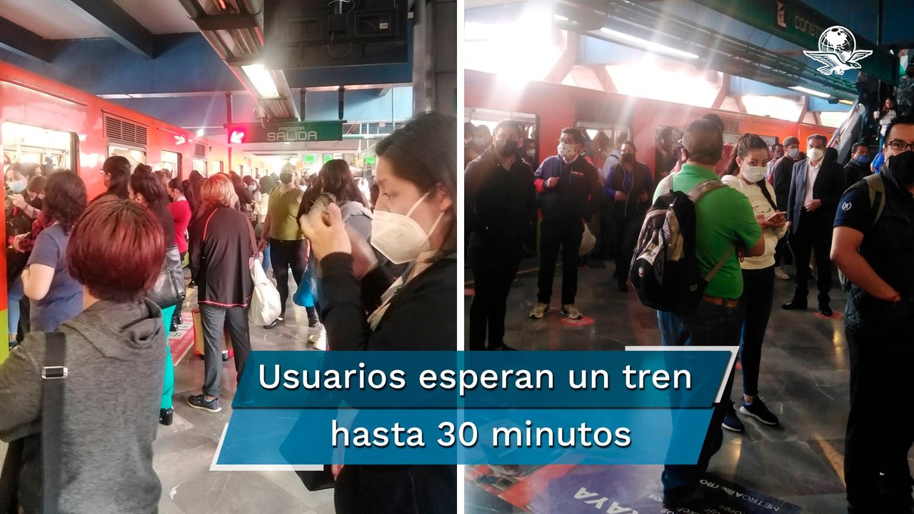 Usuarios del Metro CDMX tienen que caminar por vías por falla en tren de la Línea 8