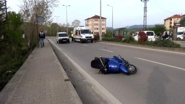 - Hafif ticari araç motosiklete çarptı: 1 yaralı
