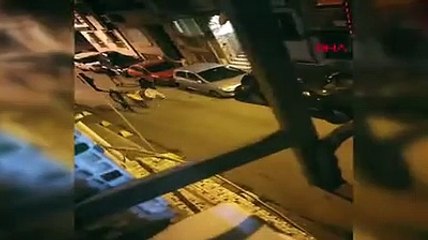 Şişli'de bir turist sahur vakti önce davulu bıçakladı, sonra davulcuyu kovaladı