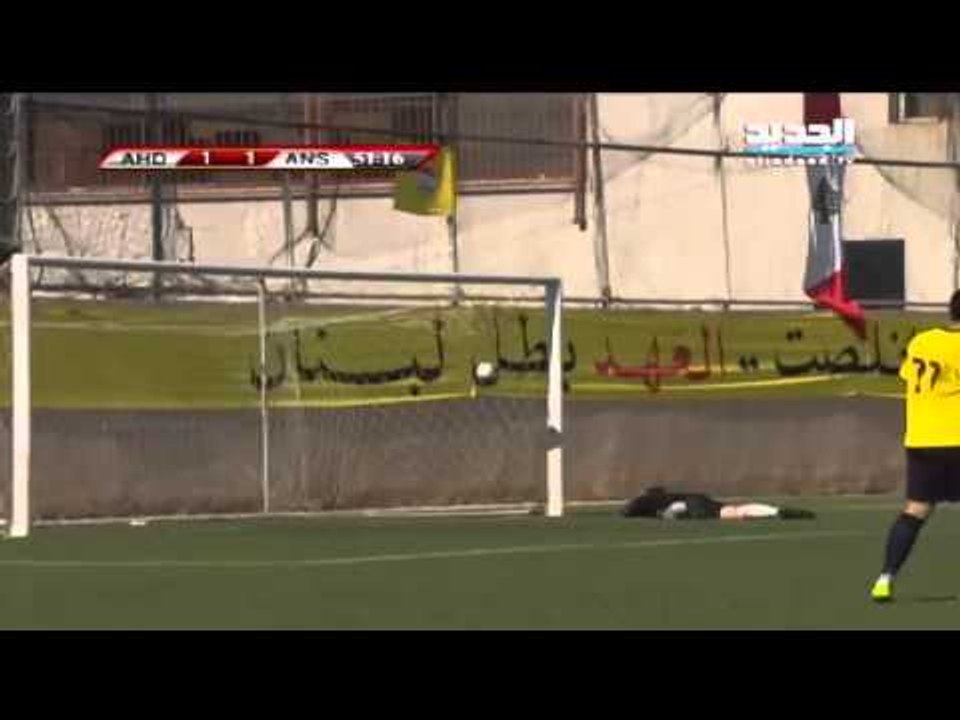 العهد يتوج بطلا للدوري اللبناني لكرة القدم 2014-2015