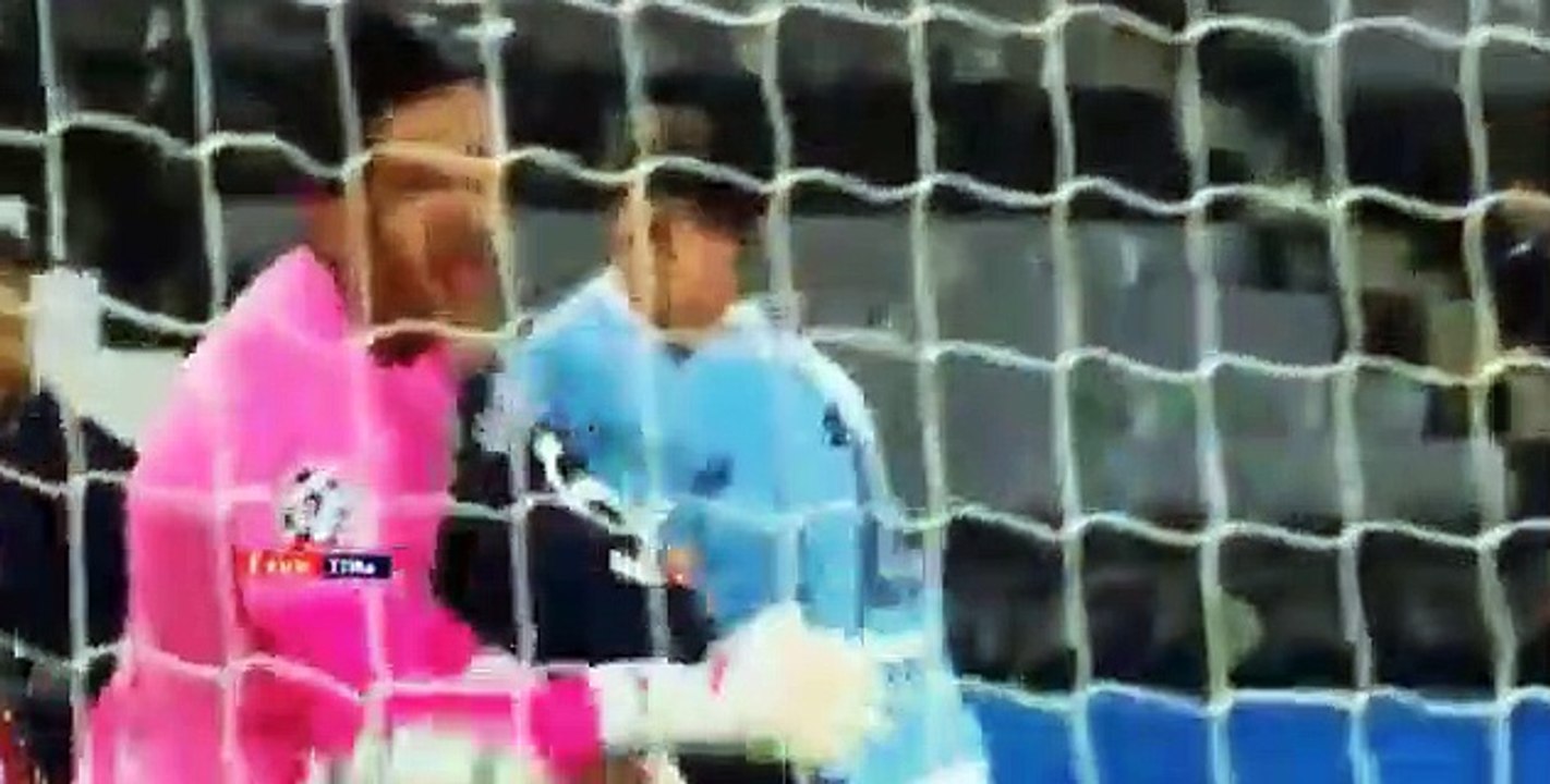 Manchester City and Paris Saint-Germain scored 1/2 in the semi-finals of the Champions League