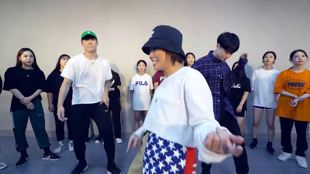 Lil Nas X Old Town Road (Feat. Billy Ray Cyrus) [Remix] / Ligi