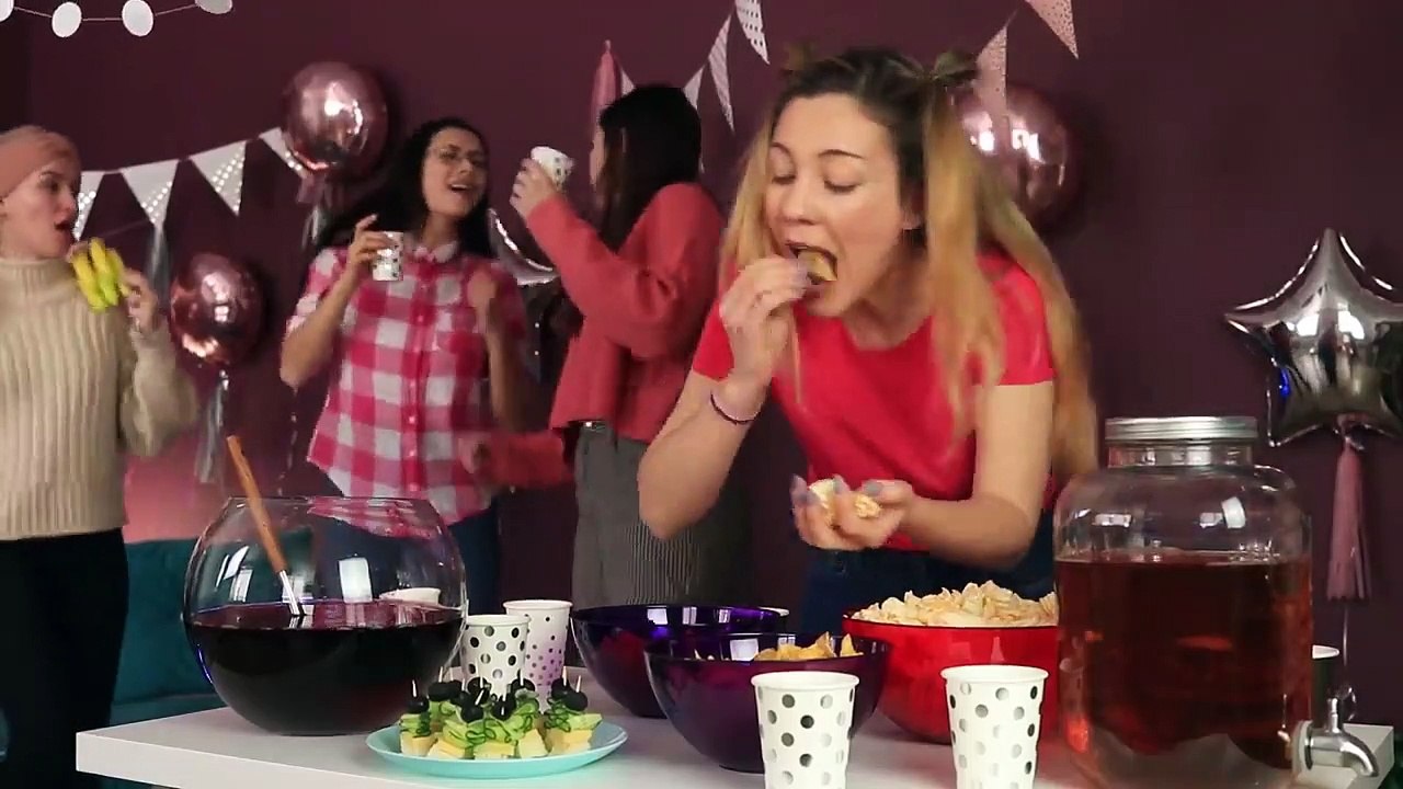 22 Tipos de Personas en Todas las Fiestas