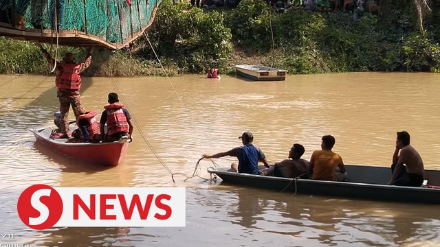 Siblings feared drowned after falling off suspension bridge in Rompin