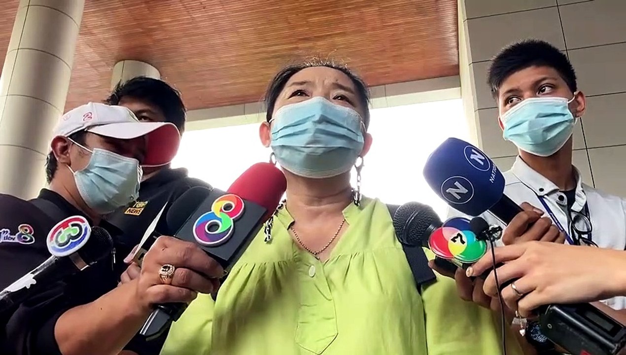 “แม่เพนกวิน” ร่ำไห้ เปิดใจ ขณะขอยื่นประกันตัวลูก หลังรู้อาการทรุด! 2
