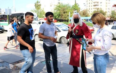 Son dakika haberi: Maske uyarısı yapan samuraya pes dedirten cevap: "Ölümün başımızın üstünde yeri var"