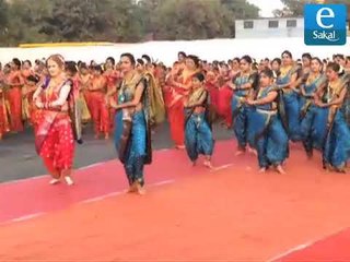 पाच हजार नृत्यांगणांचा लावणी विश्वविक्रम