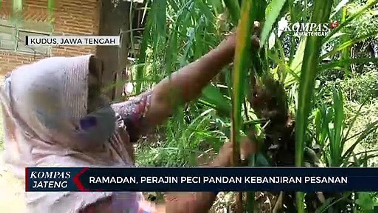 Ramadan, Perajin Peci Pandan Kebanjiran Pesanan