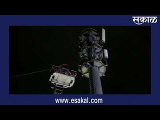 माथेफिरूमुळे सोशल डिस्टनसिंगचा पार फज्जा | Live Marathi News | ठळक बातम्या | मराठी ताज्या बातम्या