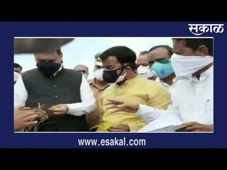 माजी मुख्यमंत्री देवेंद्र फडणवीसांनी केली पिकाची पाहणी  | मराठी ताज्या बातम्या | Sakal Media |