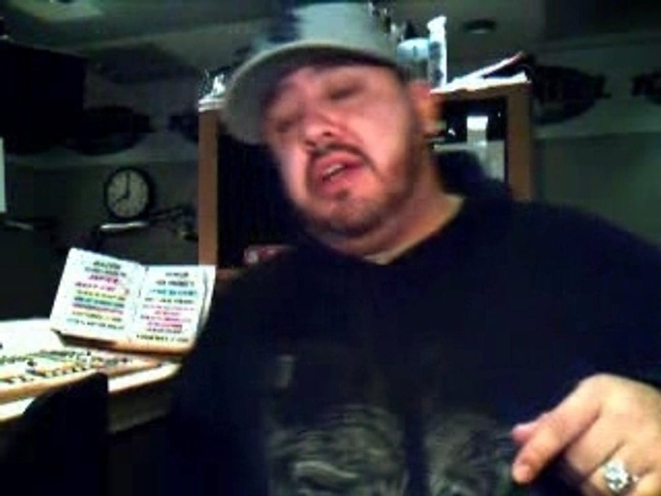 Chuy 2-25