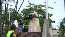 شاهد: السكان الأصليون في كولومبيا يحطمون تمثال الفاتح الإسباني