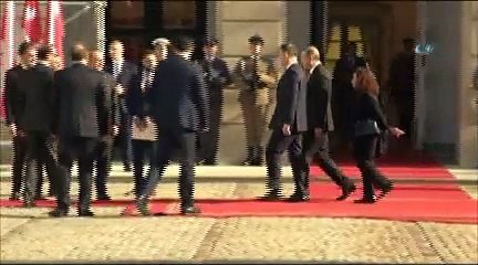 Erdoğan Polonya'da "Dede Efendi" ile karşılandı