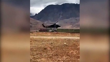 Türk pilottan akrobasi şov